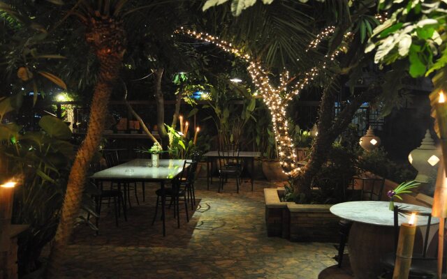 Ruean Thai Hotel