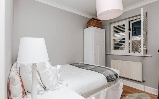 Lavender House - Peaceful Countryside Setting