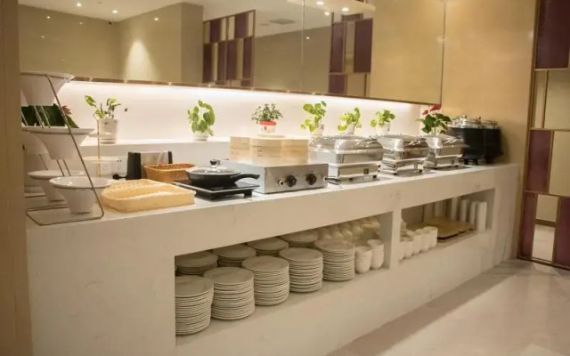 Lifeng Hotel Taicangshang Haixi Road