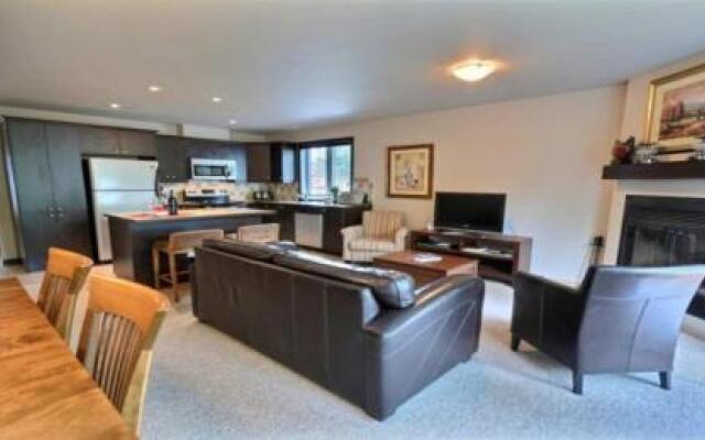 Borealis at Tremblant Vip Lodging