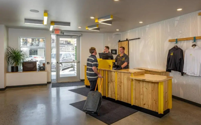 Days Inn and Suites by Wyndham Downtown Missoula-University