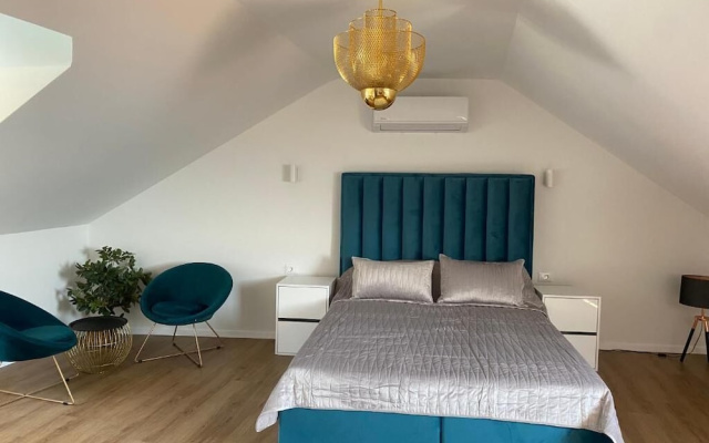 Villa de Blue 2