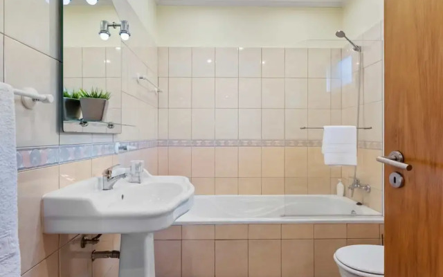 Landure Baixo by Madeira Sun Travel