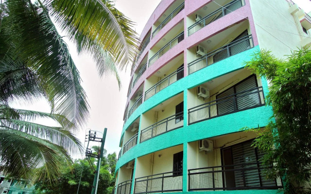 OYO 11387 Hotel Kozy Rooms