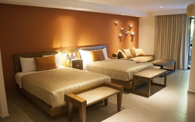 Hotel Puerta Del Sol