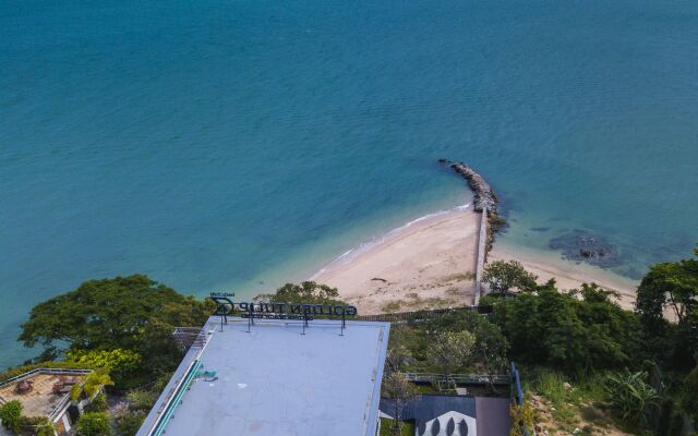 Golden Tulip Pattaya Beach Resort