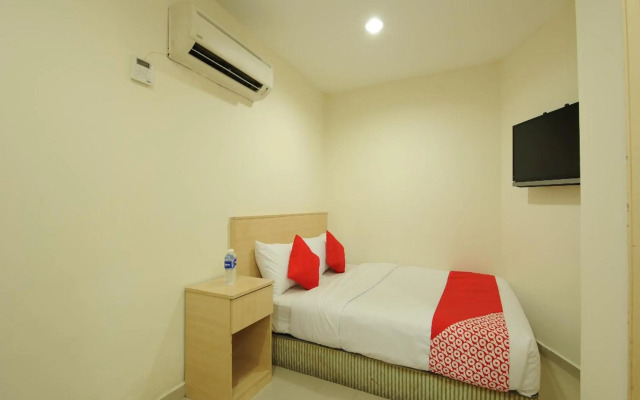 OYO 1055 Batu Caves Star Hotel