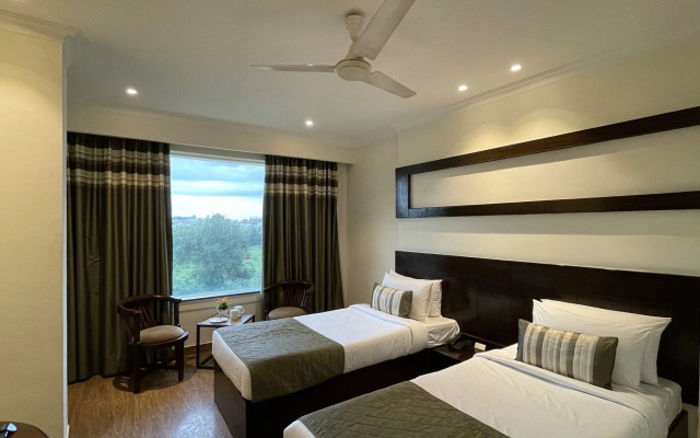 Royale Sarovar Portico Agra - фото 5