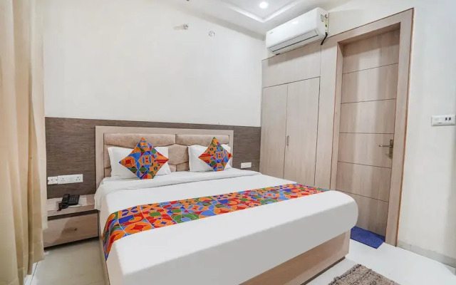 Fabhotel Shri Giriraj Ji Dham