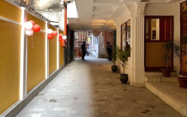 Hotel Saluja