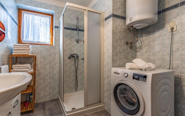 Amazing Home in Pomer With Wifi and 3 Bedrooms