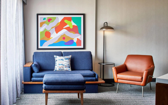 Courtyard By Marriott Detroit Downtown