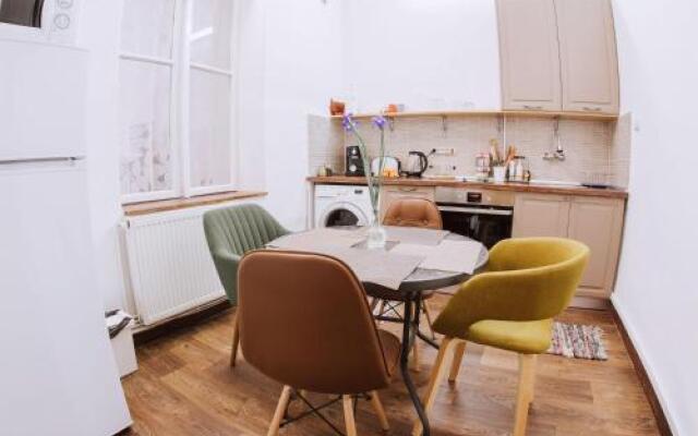 Neo Apartment Queen