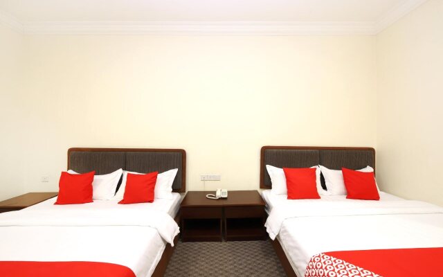 Comfort Hotel By OYO Rooms