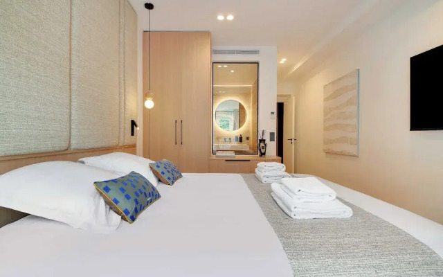 Spacious Flat - 4 Br/10p - Madeleine