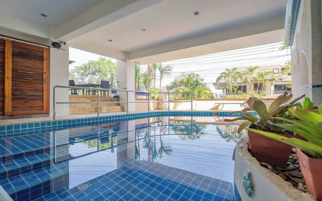 Luxurious 5-bedroom Pool Villa in Heart of Patong, Phuket