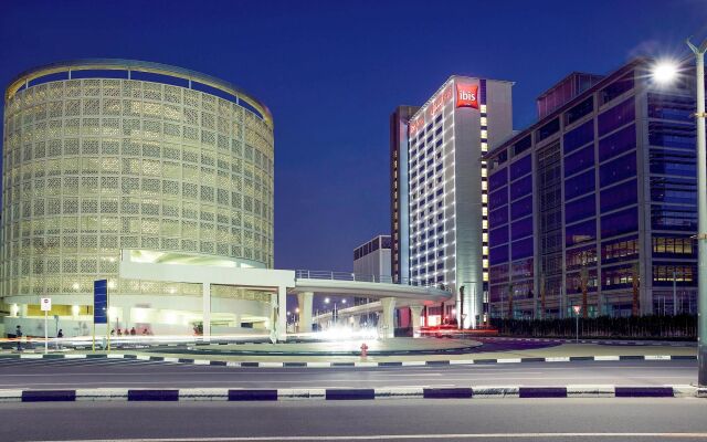 ibis One Central Hotel