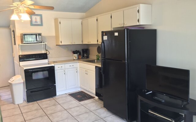 Englewood Lighthouse Resort