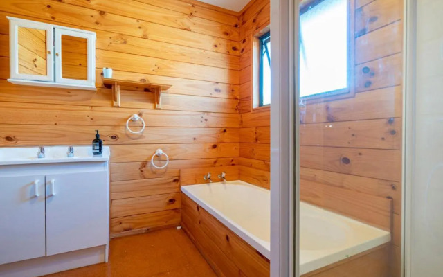 Our Escape - Matarangi Holiday Home