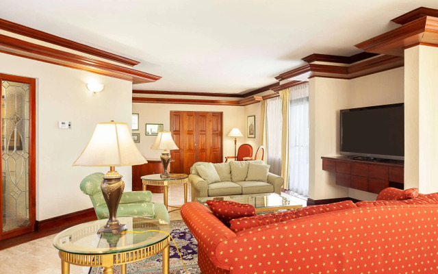 Wyndham San Jose Herradura Hotel & Convention Center