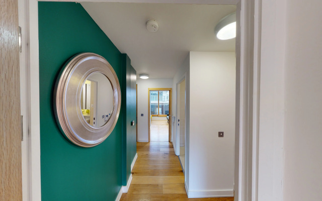 Quay Apartments Manchester