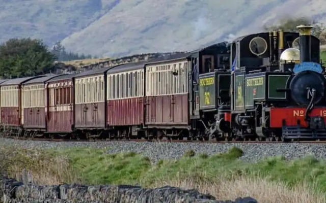 Zip Cottage Sleeps 2-3 Climb Snowdon zip World