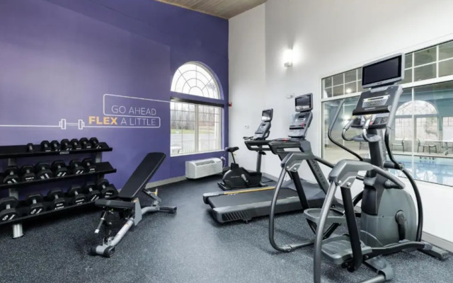 Holiday Inn Express & Suites Zion by IHG