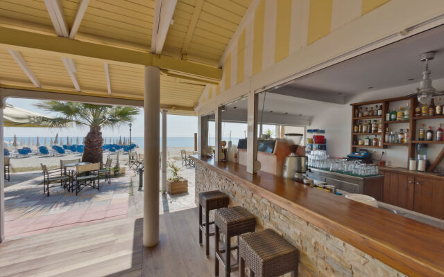 Olympios Zeus Hotel Bungalows