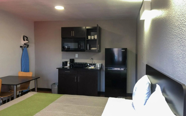 Motel 6 Wichita, KS