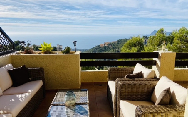 Beautiful Holiday Home in Altea Hills with Sea Views