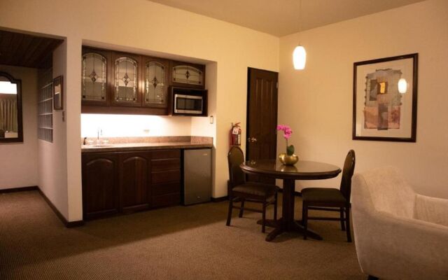 J&A Classic Hotel
