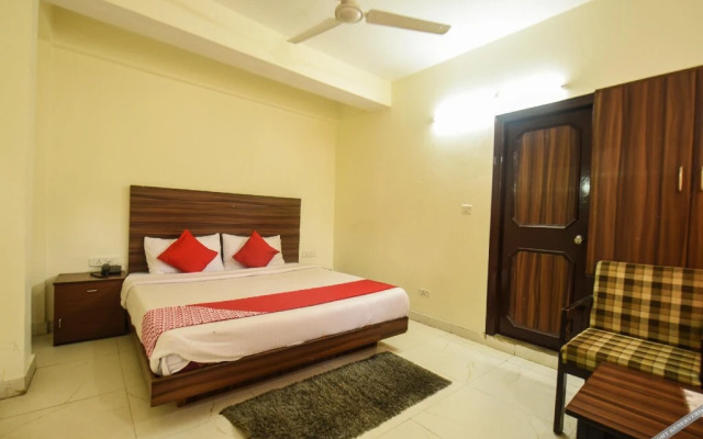 Dev Villa Guest House