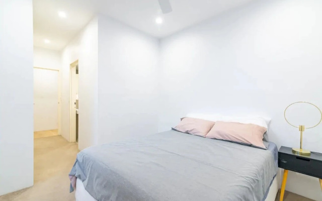 Brand New 2 Bedroom Bondi Apartment