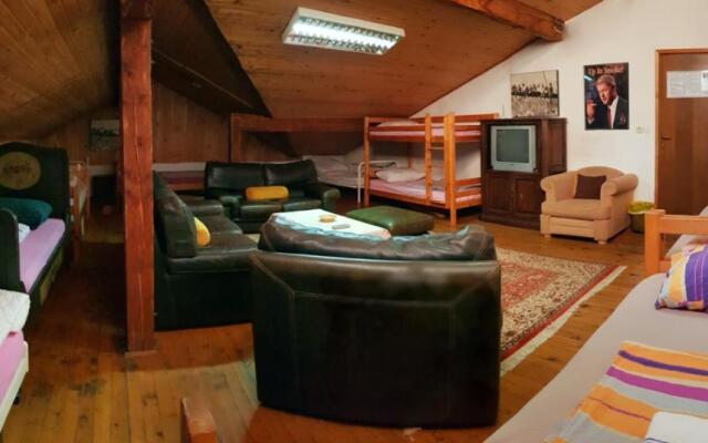 Hostel Pansion Lion