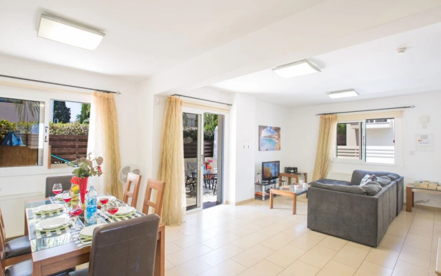 Protaras Holiday Villa Pv5
