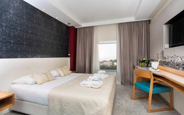 Hotel Lero