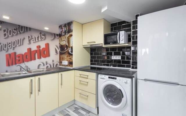 Rentalis Gran Vía - Luna