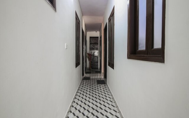 Oyo 15668 Hotel Heaven Inn