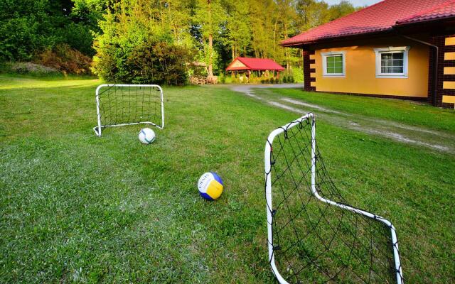 Holiday villa 470 sqm, garden 5000 sqm, Swiecianowo