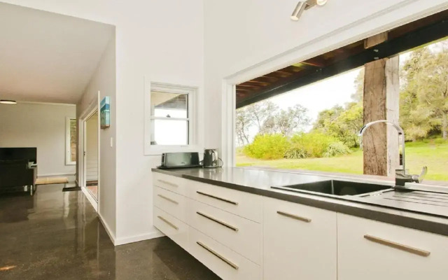 Farrant House - modern and contemporary