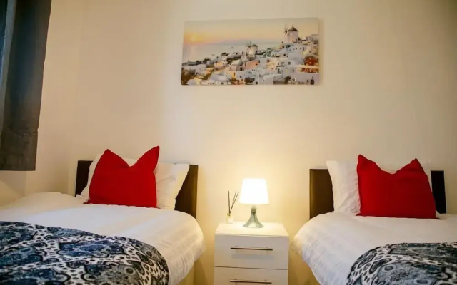 Tranquil 3B House- Sleeps 6, Garden & Free Parking