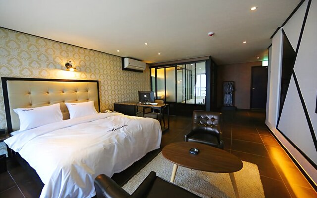 Gangneung Wannabe Pension