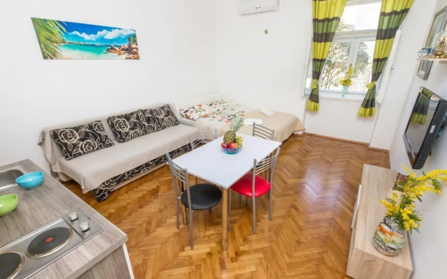 CroParadise Central Suites