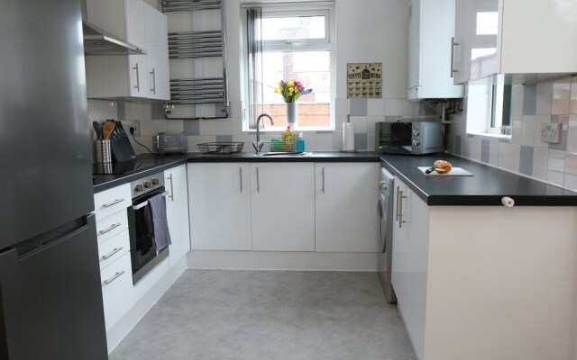 Ideal Lodgings in Bury - Whitefield