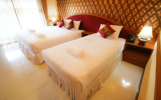 Phoothawee House