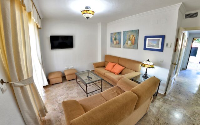 Chalet el Naranjo – WONDERSTAYS