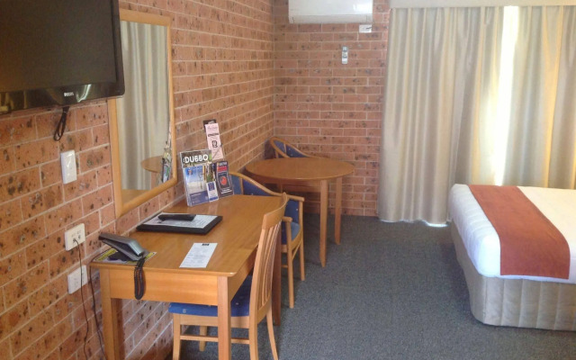 Akuna Motor Inn and Apartments