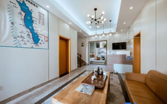 Dali Yue Lan Bay · Pleasure Designer Seaview Resort (Erhai Branch)