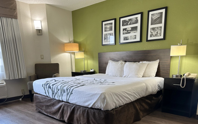 Sleep Inn & Suites Columbus - State University Area