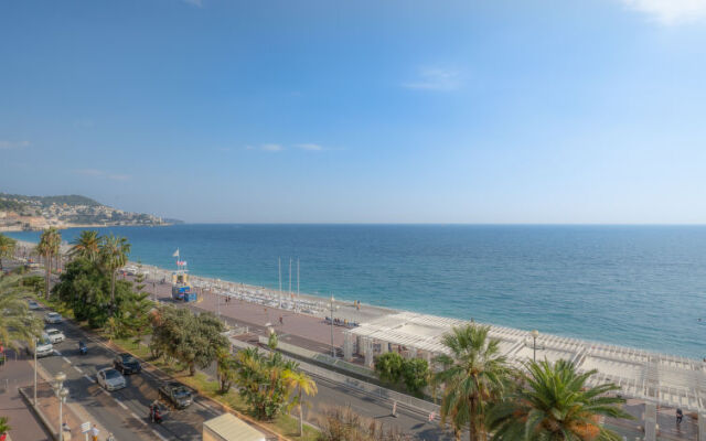 Copacabana Promenade Des Anglais